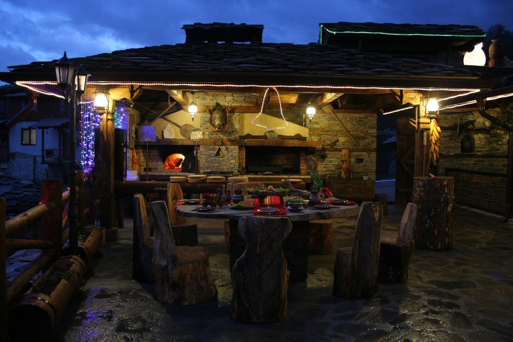 Шапкова Къща Hotel Delchevo Exterior photo