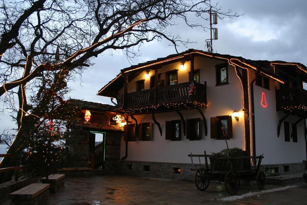 Шапкова Къща Hotel Delchevo Exterior photo