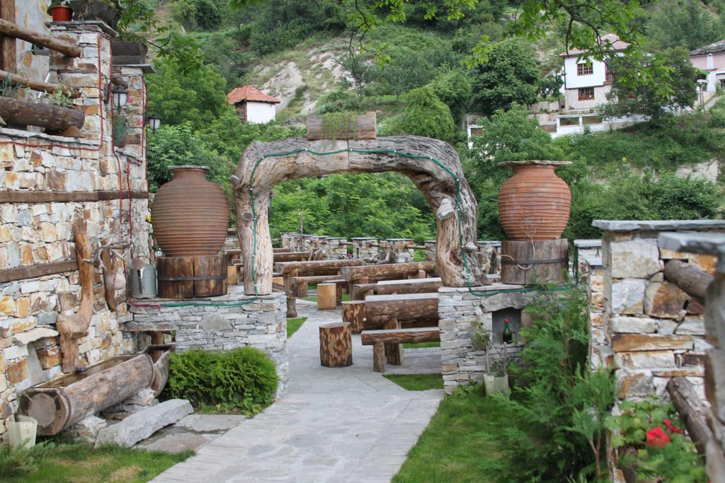 Шапкова Къща Hotel Delchevo Exterior photo